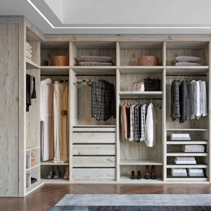 Serie VESTIDOR – Melamina Acacia, Herraje Negro, Tirador Line Negro